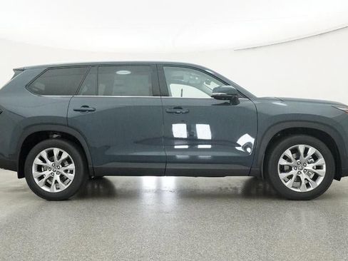 New 2026 Toyota Grand Highlander Limited image 27