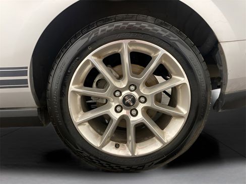 Used 2010 Ford Mustang Coupe image 20