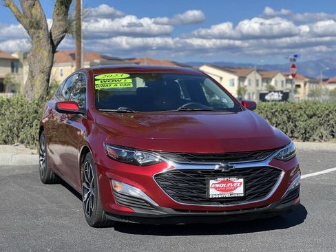 Used 2023 Chevrolet Malibu RS image 3