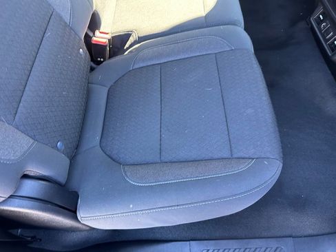 Used 2021 Chevrolet Silverado 1500 LT w/ Z71 Off-Road Package image 19