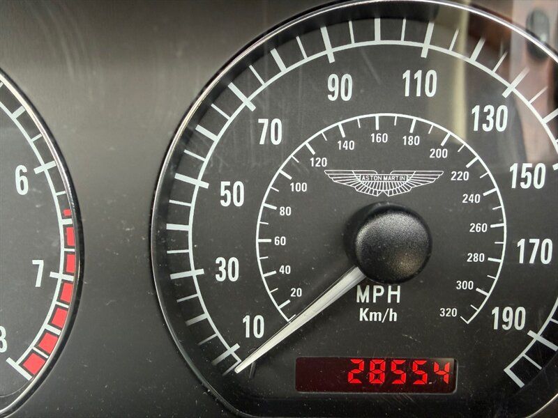 Used 2000 Aston Martin DB7 Vantage RWD image 21