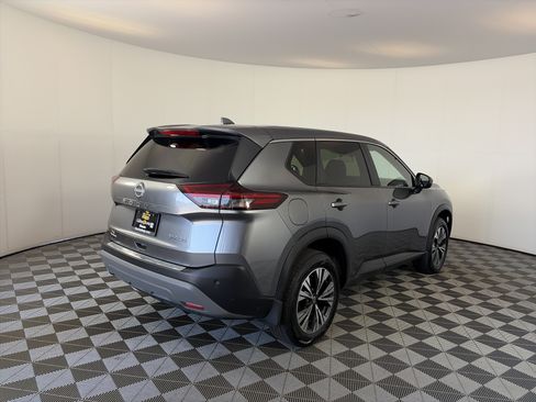 Used 2023 Nissan Rogue SV AWD/4WD image 10