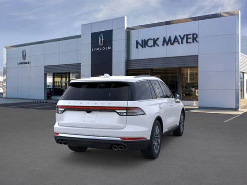 New 2026 Lincoln Aviator AWD image 9