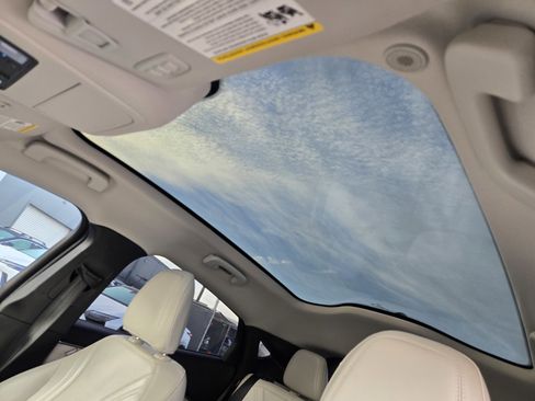 Used 2023 Ford Mustang Mach-E Premium image 10