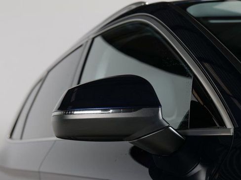 Used 2021 Audi Q5 Prestige w/ Prestige Package image 29