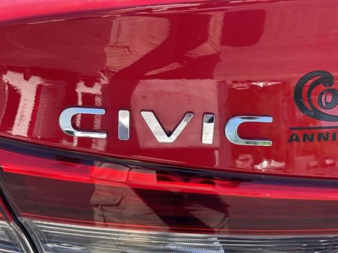 Used 2024 Honda Civic Sport image 9