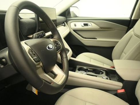 New 2026 Ford Explorer Active w/ Active Comfort Package AWD/4WD image 20
