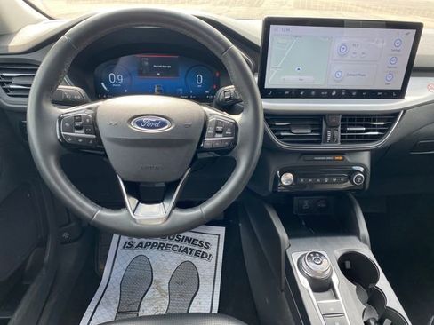 Used 2023 Ford Escape Platinum AWD/4WD image 7