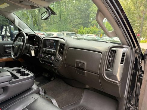 Used 2018 Chevrolet Silverado 2500 LTZ w/ Duramax Plus Package AWD/4WD image 20