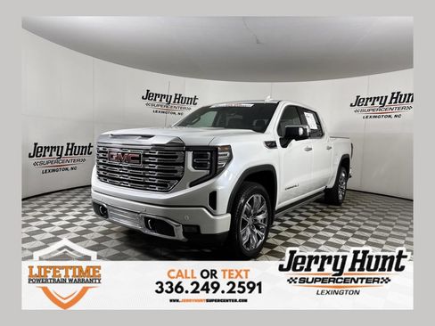 Used 2023 GMC Sierra 1500 Denali w/ Denali Reserve Package AWD/4WD image 1