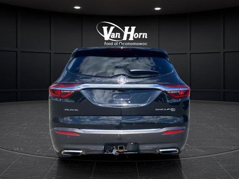 Used 2018 Buick Enclave Premium w/ LPO, Hit The Road Package AWD/4WD image 6