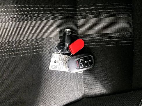 Used 2023 Honda Civic Sport image 10