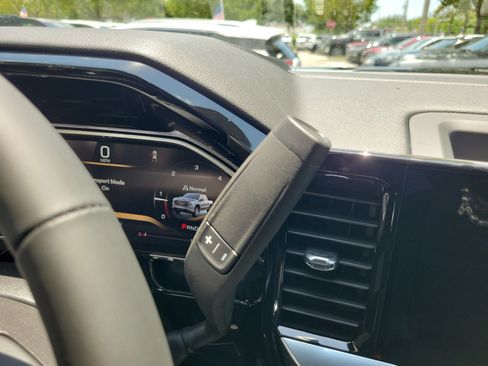 New 2026 GMC Sierra 1500 Elevation w/ Elevation Select Package AWD/4WD image 12