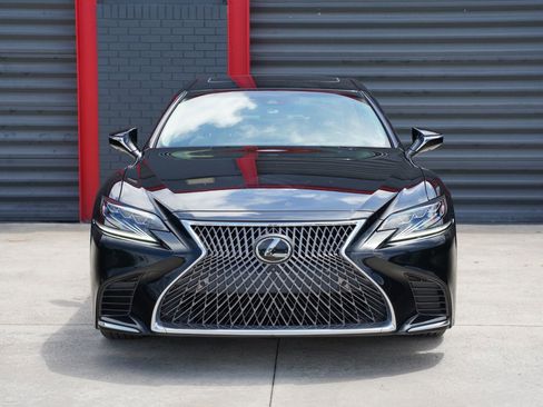 Used 2020 Lexus LS 500 w/ Interior Upgrade Package image 2