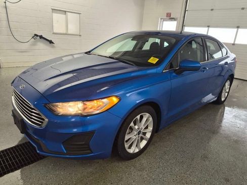 Used 2020 Ford Fusion SE FWD image 6