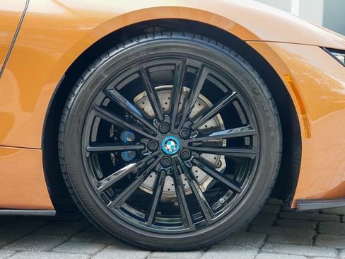 Used 2019 BMW i8 Roadster AWD/4WD image 35