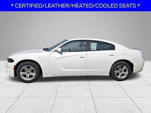 Used 2019 Dodge Charger SXT w/ Leather Interior Group RWD image 7