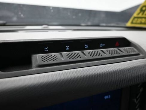 Used 2024 Ford Bronco Everglades AWD/4WD image 27