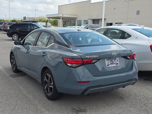 Used 2024 Nissan Sentra SV FWD image 5