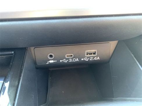 Used 2024 Subaru Outback Premium image 26