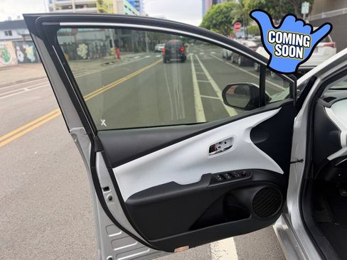 Used 2016 Toyota Prius Two FWD image 7