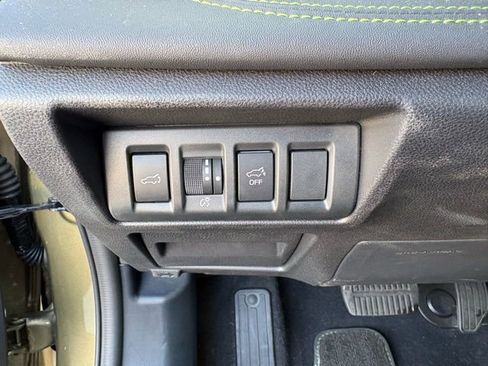 Used 2025 Subaru Outback Onyx Edition image 18