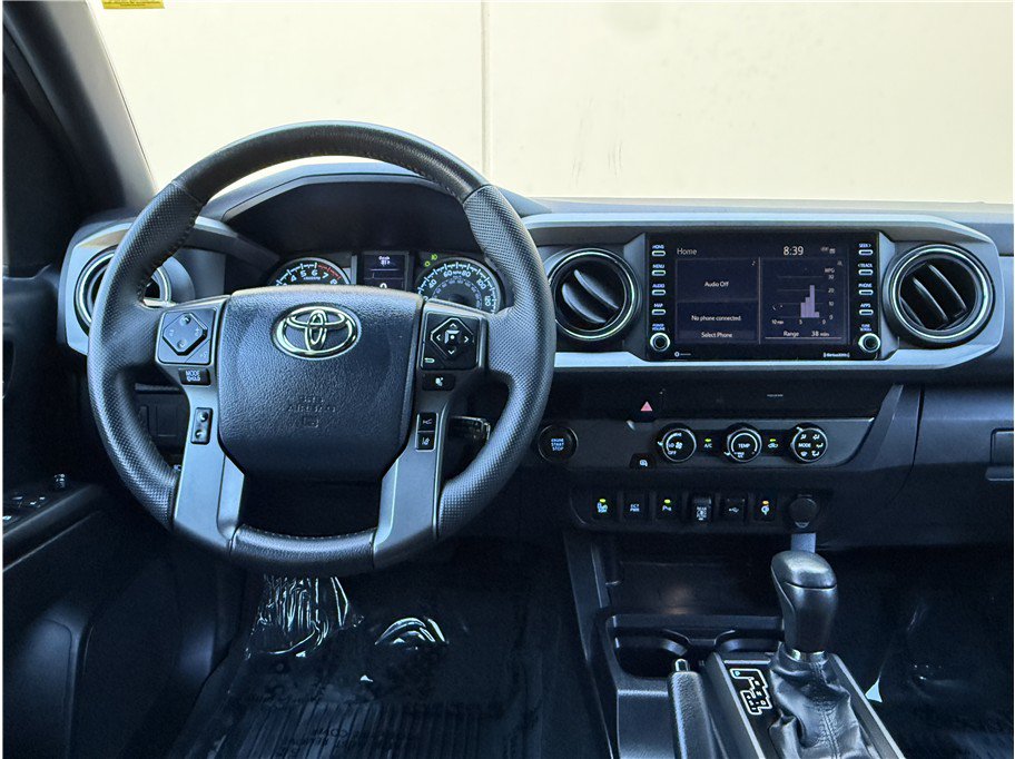 Used 2020 Toyota Tacoma TRD Off-Road w/ Technology Package RWD image 21