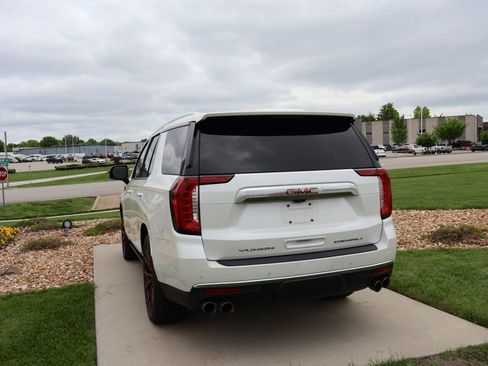 Used 2021 GMC Yukon Denali w/ Denali Ultimate Package AWD/4WD image 14