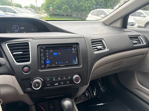 Used 2013 Honda Civic LX image 25