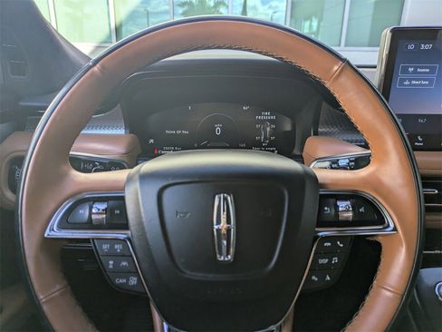 Certified 2022 Lincoln Nautilus Black Label w/ Class II Trailer Tow Package image 30