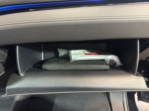 Used 2018 Honda Odyssey Elite image 23