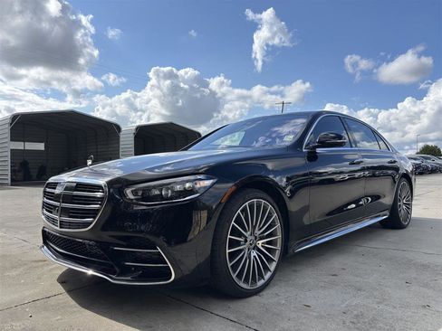 Certified 2023 Mercedes-Benz S 500 4MATIC image 3