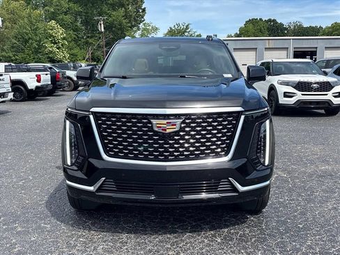Used 2025 Cadillac Escalade ESV Premium Luxury w/ LPO, Floor Liner Package AWD/4WD image 2