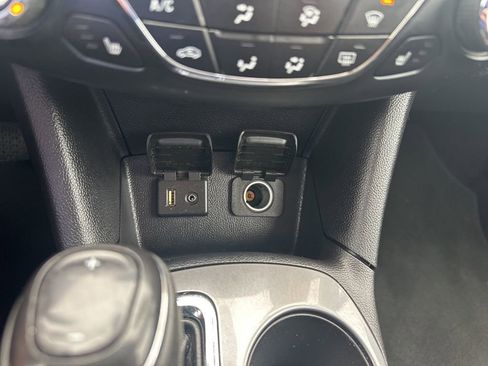 Used 2018 Chevrolet Cruze LT w/ LT Fleet Convenience Package image 5