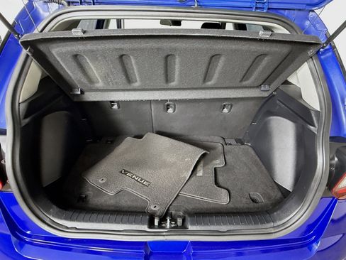 Used 2024 Hyundai Venue SEL FWD image 32
