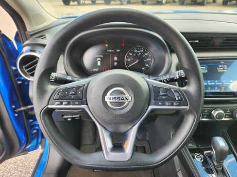 Used 2024 Nissan Kicks SV FWD image 20