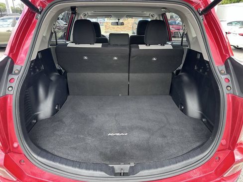 Used 2016 Toyota RAV4 XLE AWD/4WD image 34