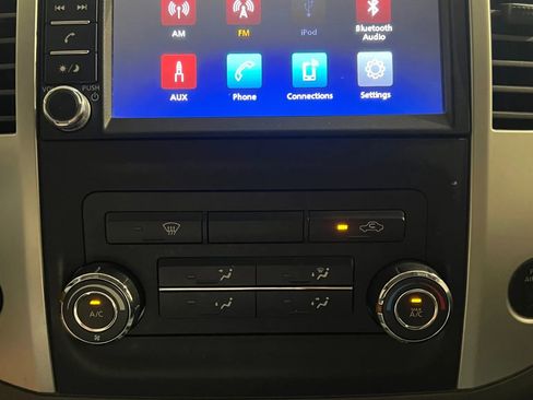 Used 2019 Nissan Frontier SV image 10