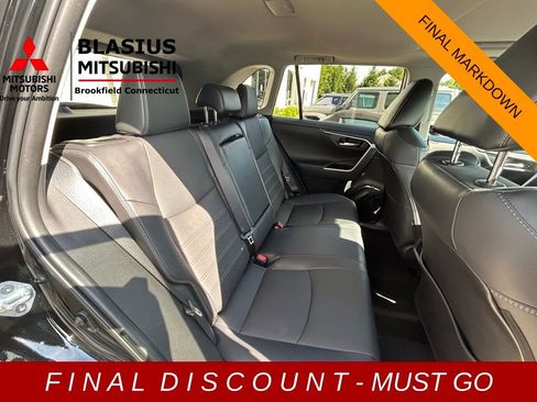 Used 2023 Toyota RAV4 Limited image 31
