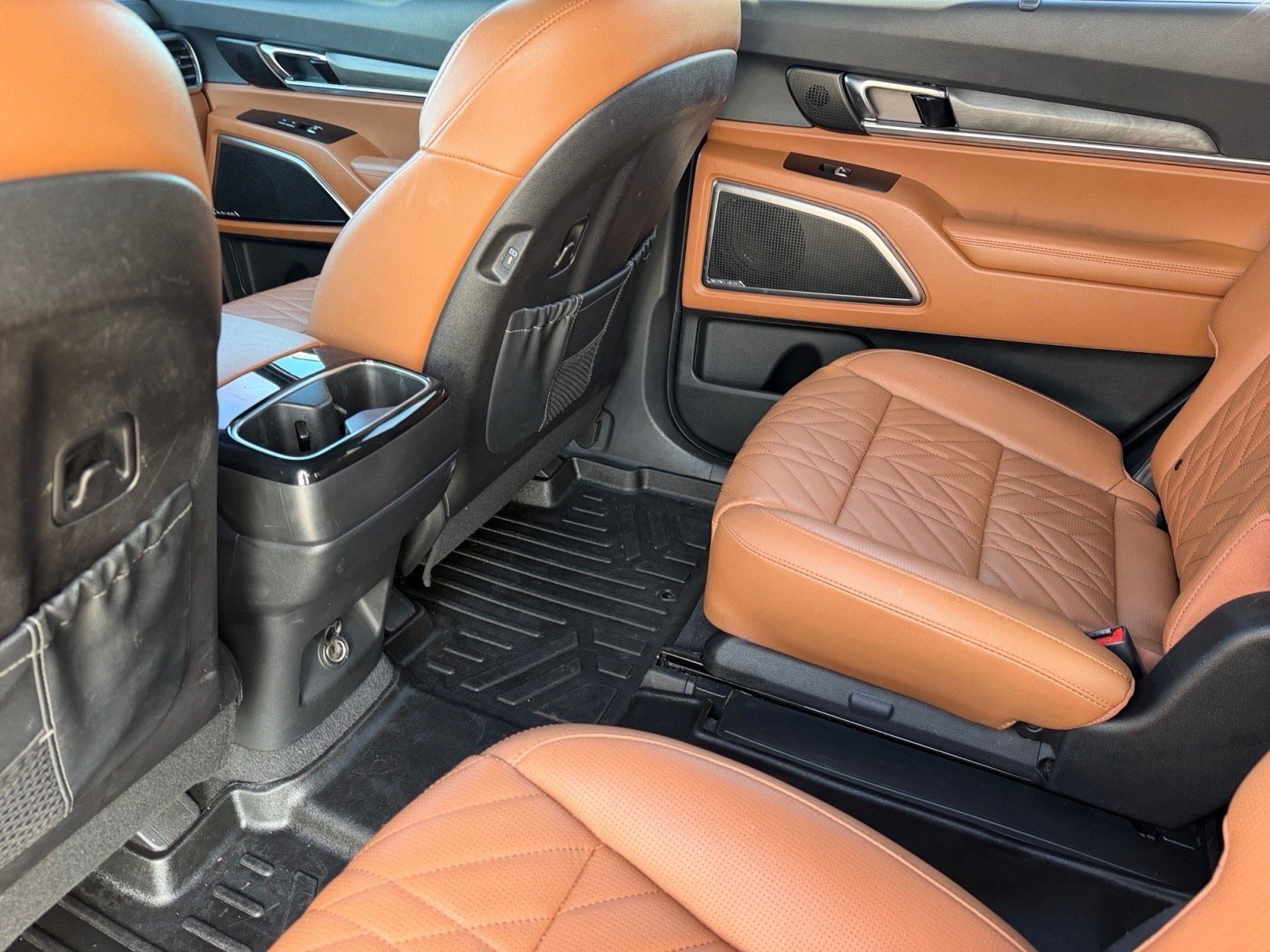 Used 2023 Kia Telluride SX X-Line AWD/4WD image 17