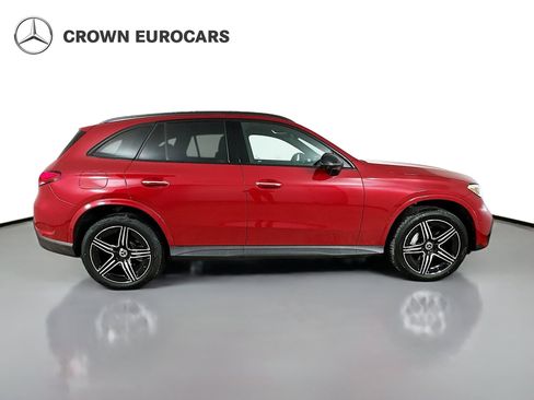 Used 2026 Mercedes-Benz GLC 300 4MATIC image 4