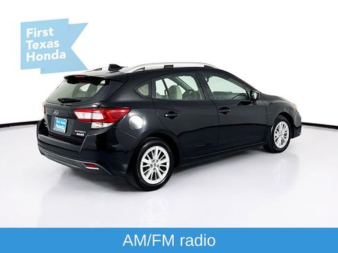 Used 2017 Subaru Impreza 2.0i Premium image 8