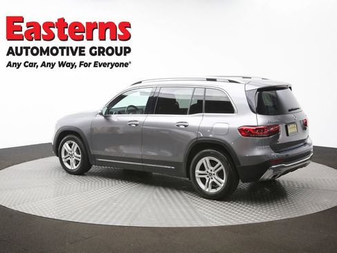 Used 2021 Mercedes-Benz GLB 250 4MATIC w/ Premium Package image 63