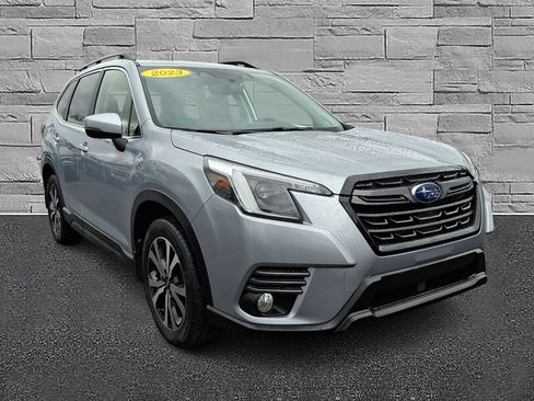 Used 2023 Subaru Forester Limited w/ Popular Package #2 image 2
