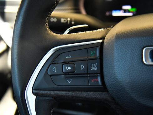 Used 2024 Jeep Grand Cherokee Limited 4xe AWD/4WD image 31