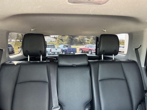 Used 2019 Toyota 4Runner TRD Off-Road Premium AWD/4WD image 28