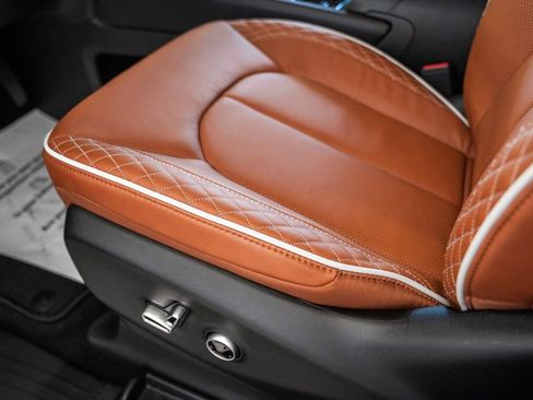 New 2026 Chrysler Pacifica Pinnacle image 38