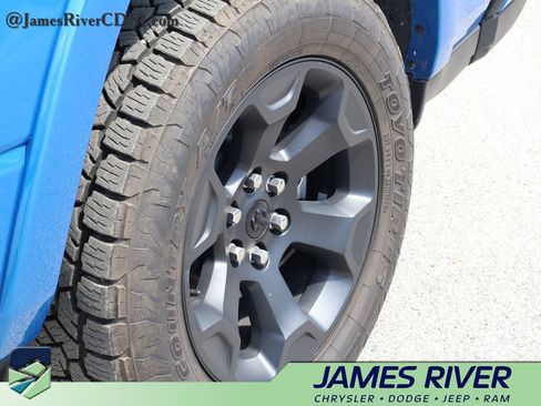 Used 2026 RAM 1500 Big Horn w/ Night Edition AWD/4WD image 38