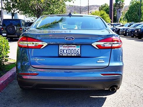 Used 2019 Ford Fusion SE FWD image 10