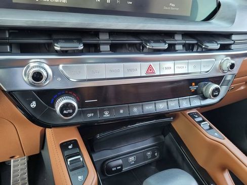 Certified 2023 Kia Telluride SX X-Pro AWD/4WD image 21